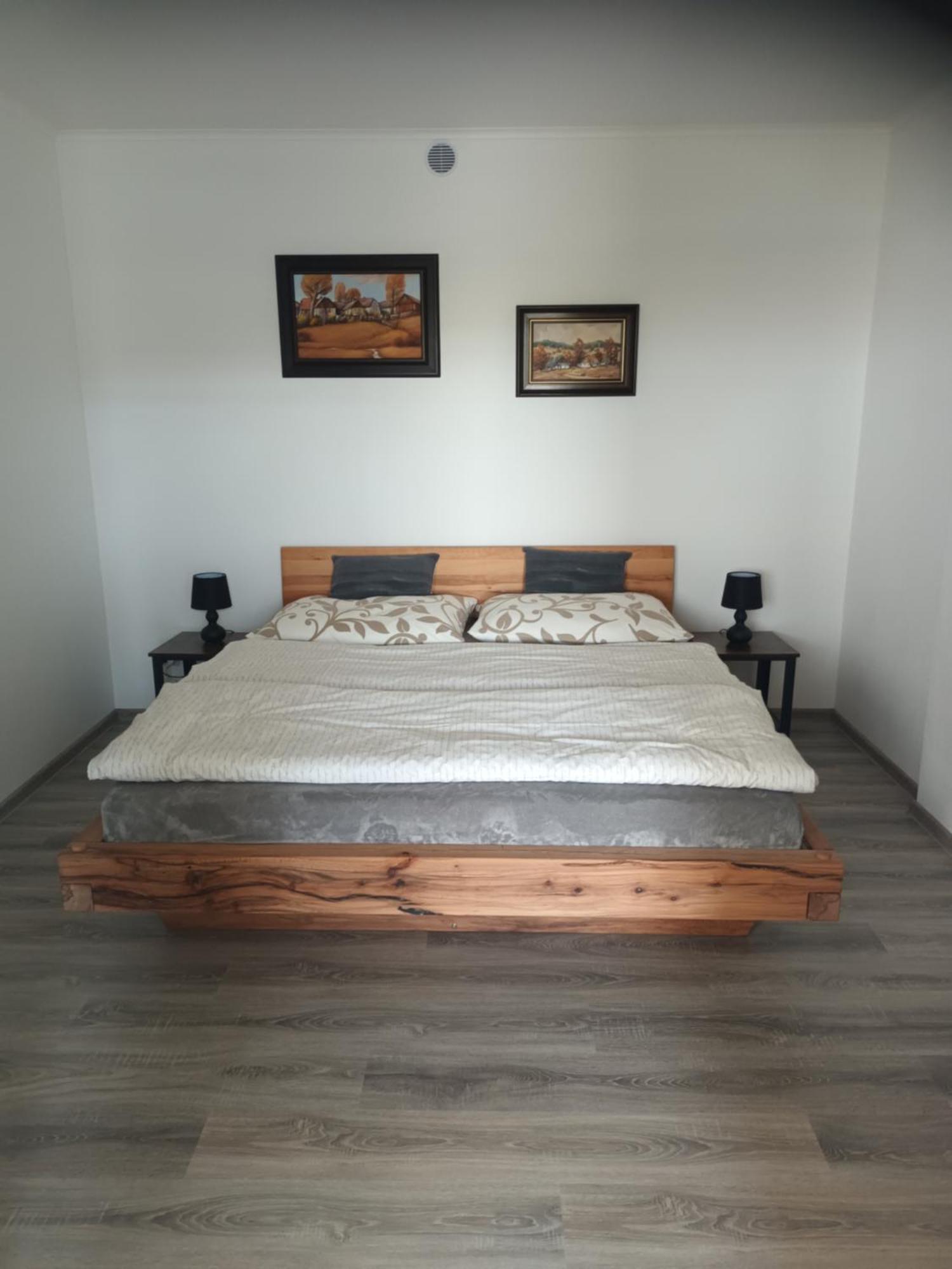 Apartman-Znojmo Buitenkant foto